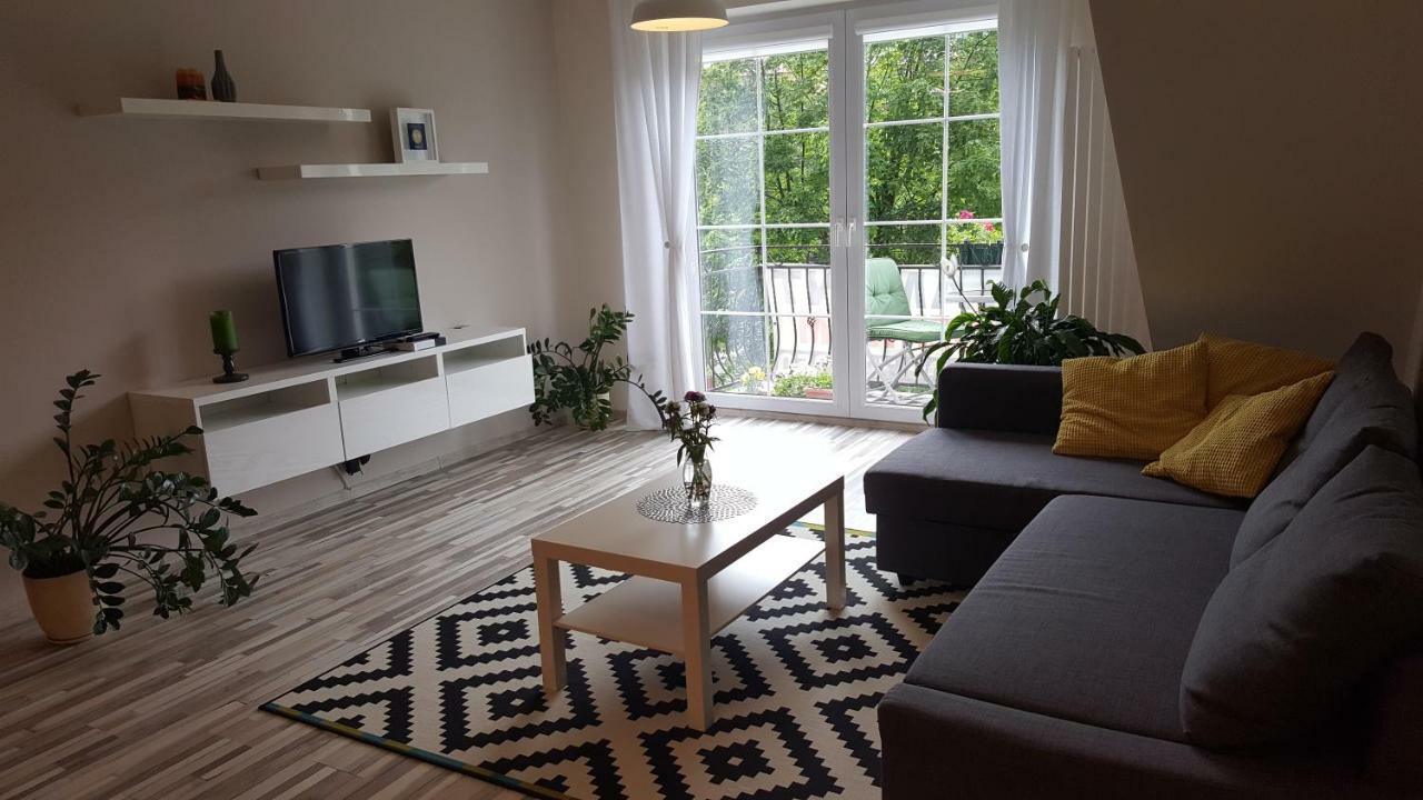 Apartament W Centrum Ustrzyki Dolne Exterior foto
